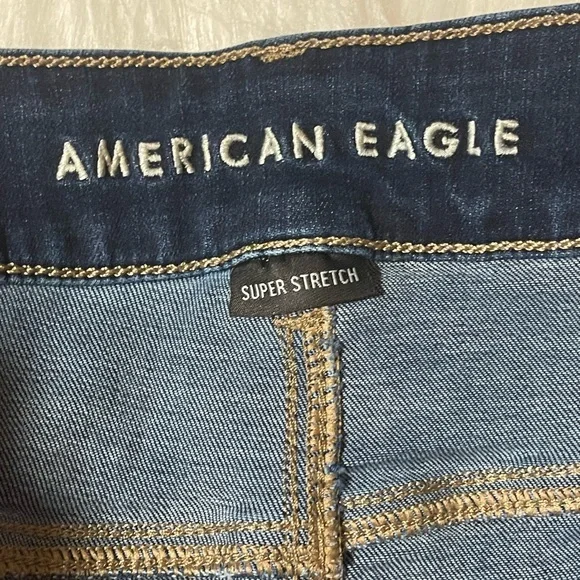 American Eagle Women's High-Rise Super Stretch Flare Denim Jeans 16 Long - Picture 3 of 7